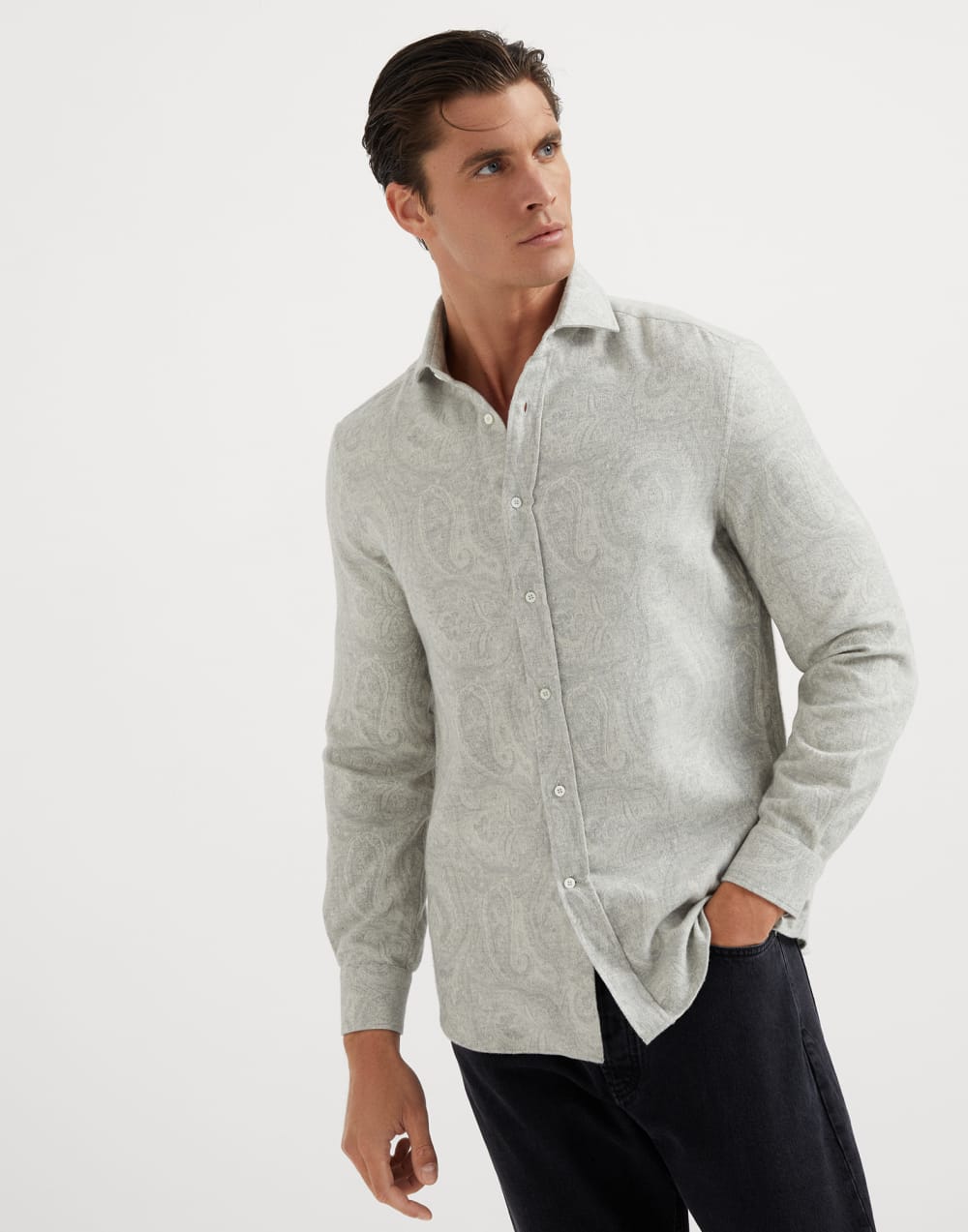 Hemd aus Paisley-Jacquardflanell mit Haifischkragen